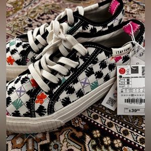 New zara kid’s sneakers!